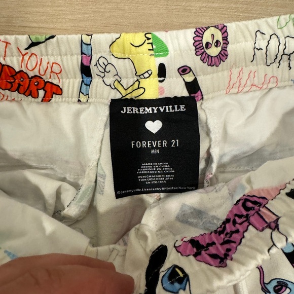 Jeremyville/Forever21 colab shorts XL 80’s inspired print  limited edition - Picture 2 of 8
